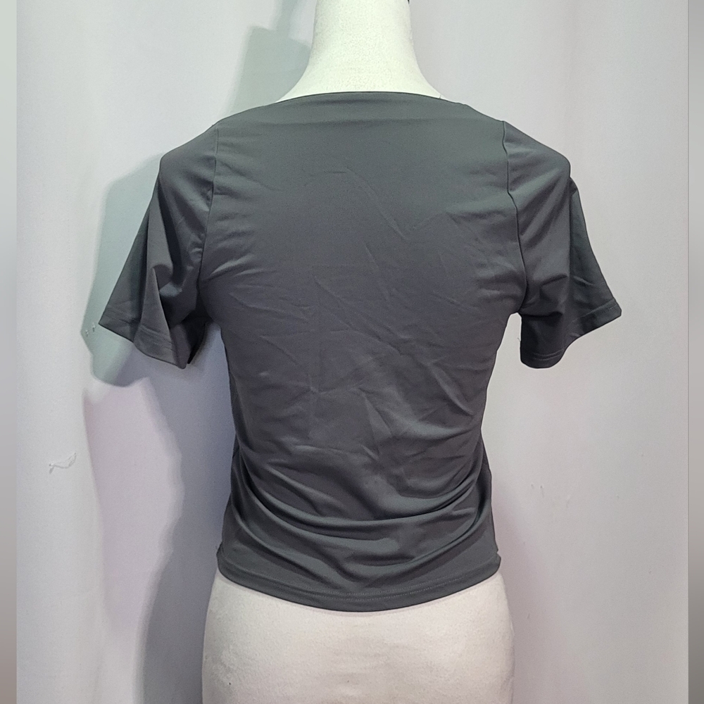 Dazy by SHEIN Juniors Dark Gray Square Neck Short Sleeve Crop Top Size XL - Picture 8 of 11